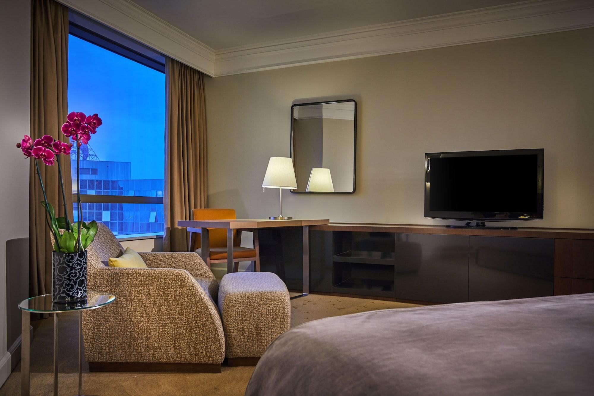Hotel Hyatt Regency Belgrado Esterno foto Deluxe Room