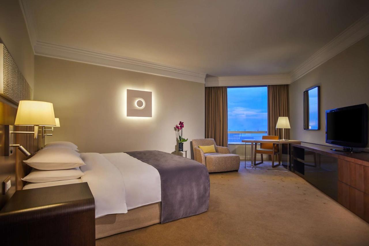 Hotel Hyatt Regency Belgrado Esterno foto Deluxe room